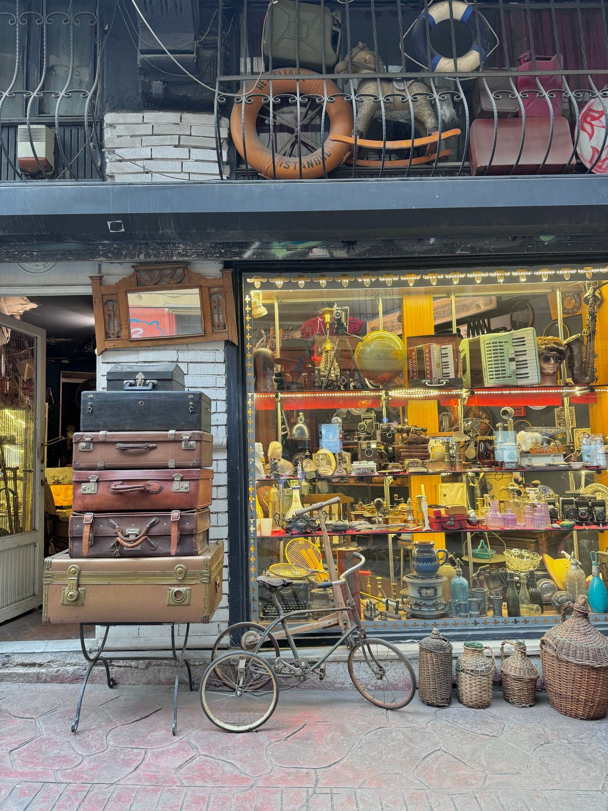 Antique Market & Street Snacks 7
