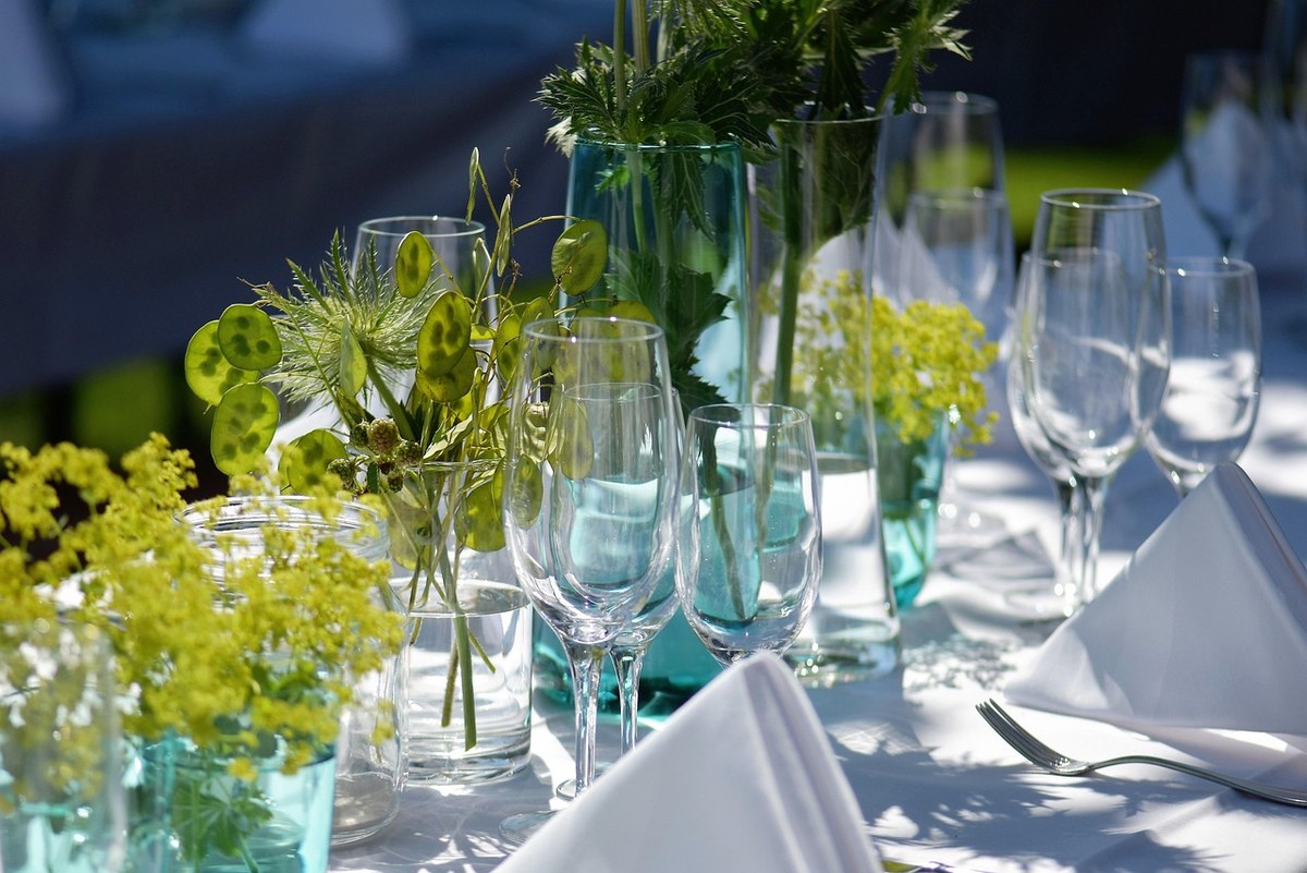 Apartment Dinner Party for Six