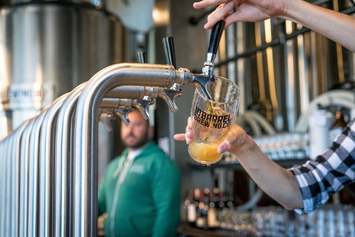 Craft Beer Taproom Tour 7