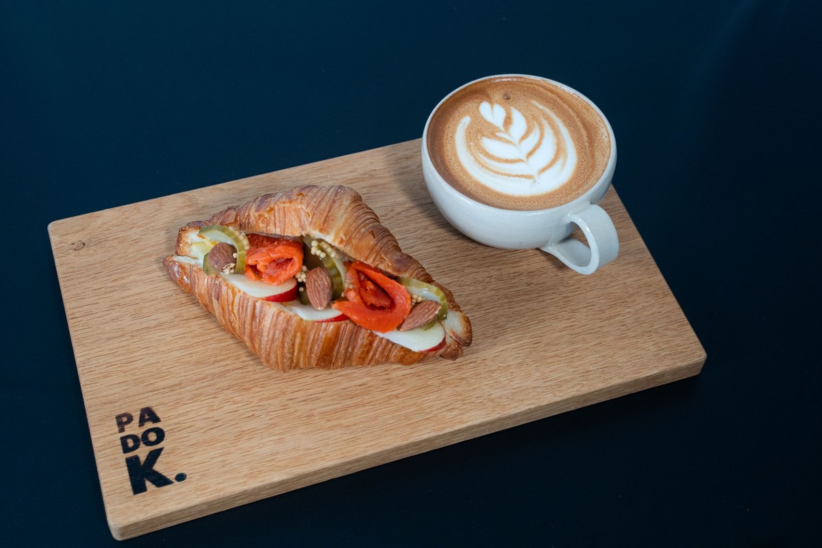 Croissant & Espresso Walk