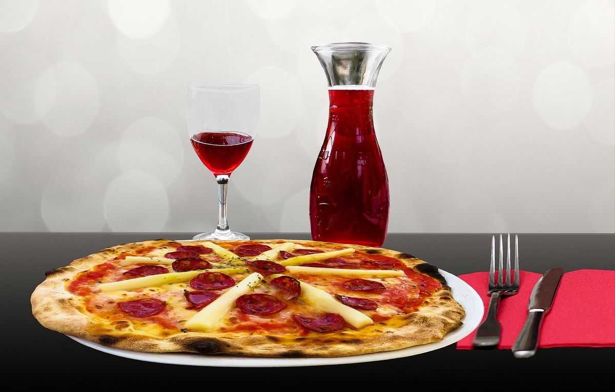Evening Food Tour with Wine Pairings 4