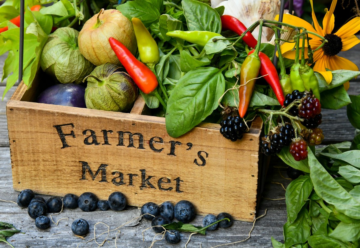 Farmers Market Shopping & Cooking 7