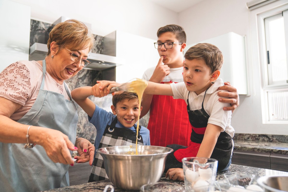 Grandmother's Recipe Cooking & Dinner