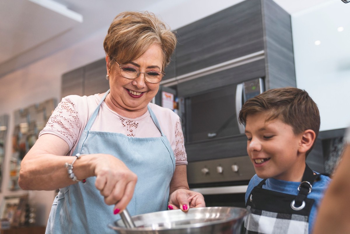 Grandmother's Recipe Cooking & Dinner 2
