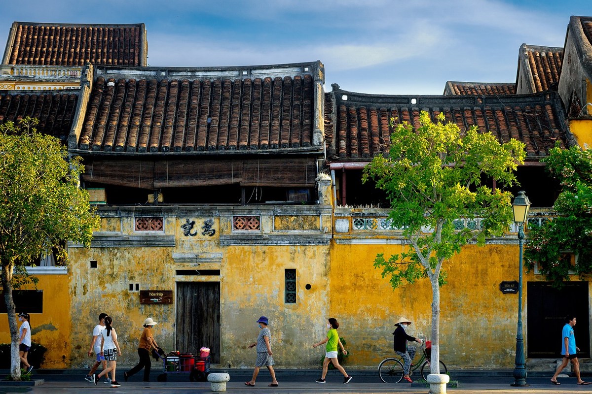 Historic Old Town Food Crawl