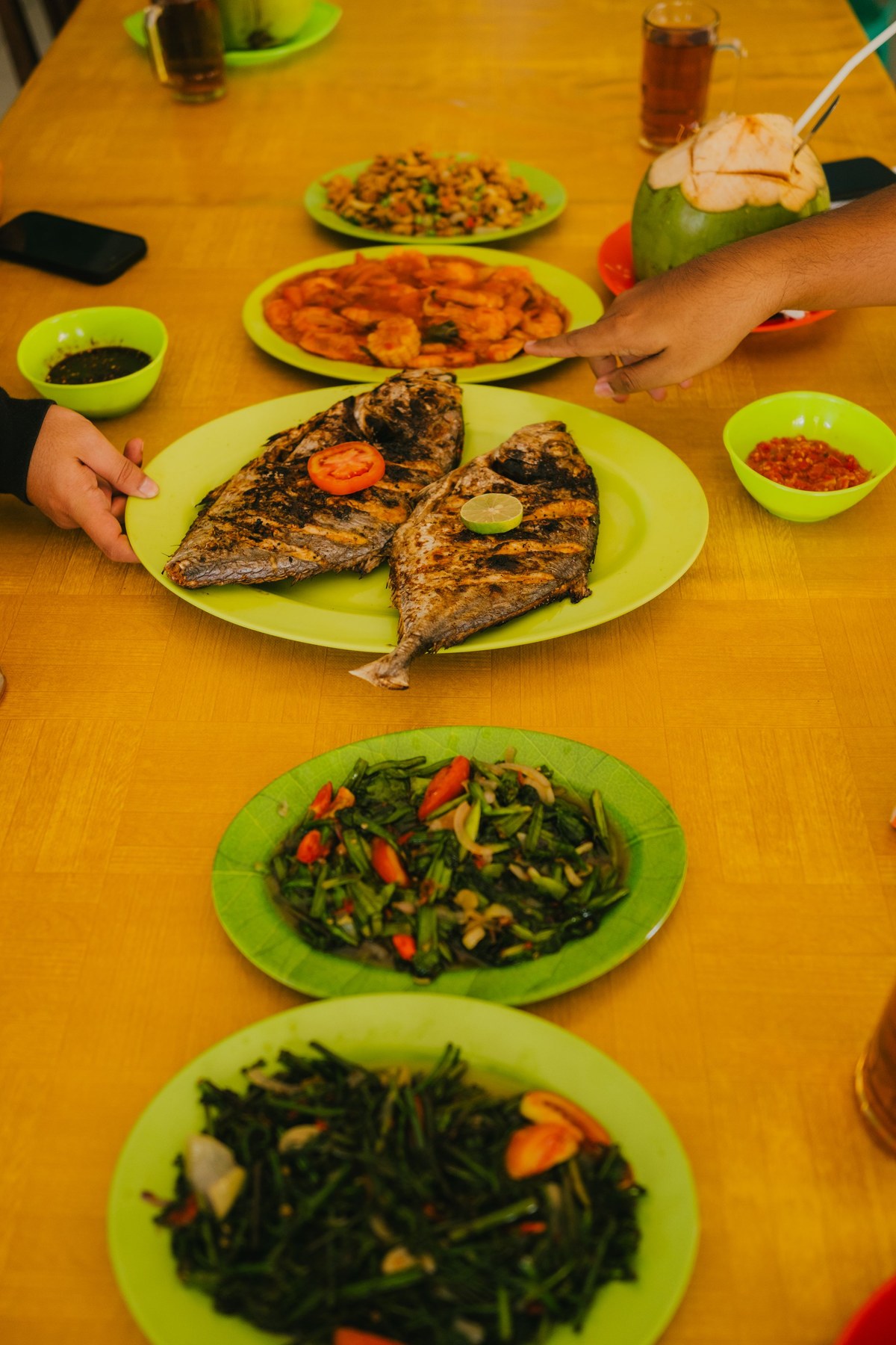 Sunday Lunch in a Neighborhood Home 8